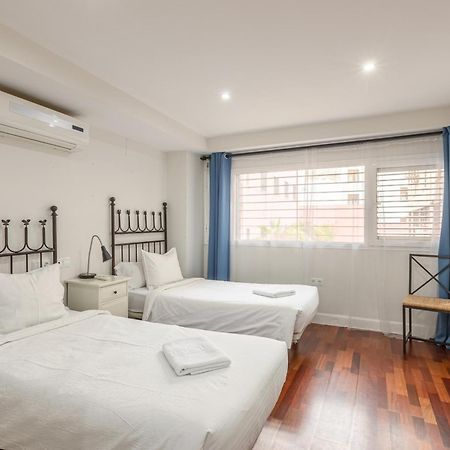 Las Casas De Moratin Sevilla Bagian luar foto