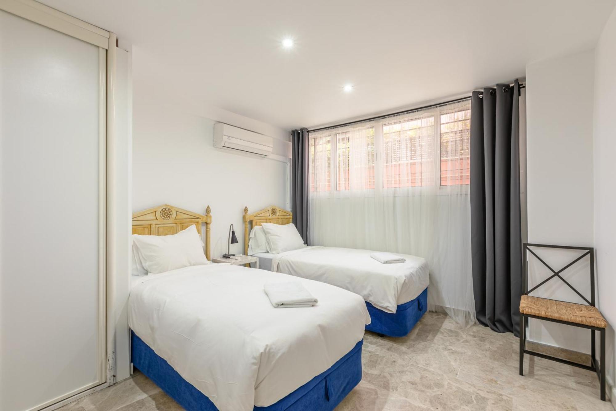 Las Casas De Moratin Sevilla Bagian luar foto