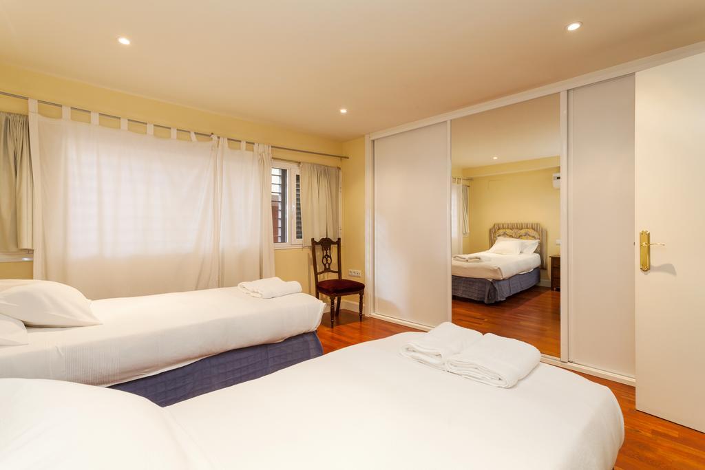 Las Casas De Moratin Sevilla Bagian luar foto